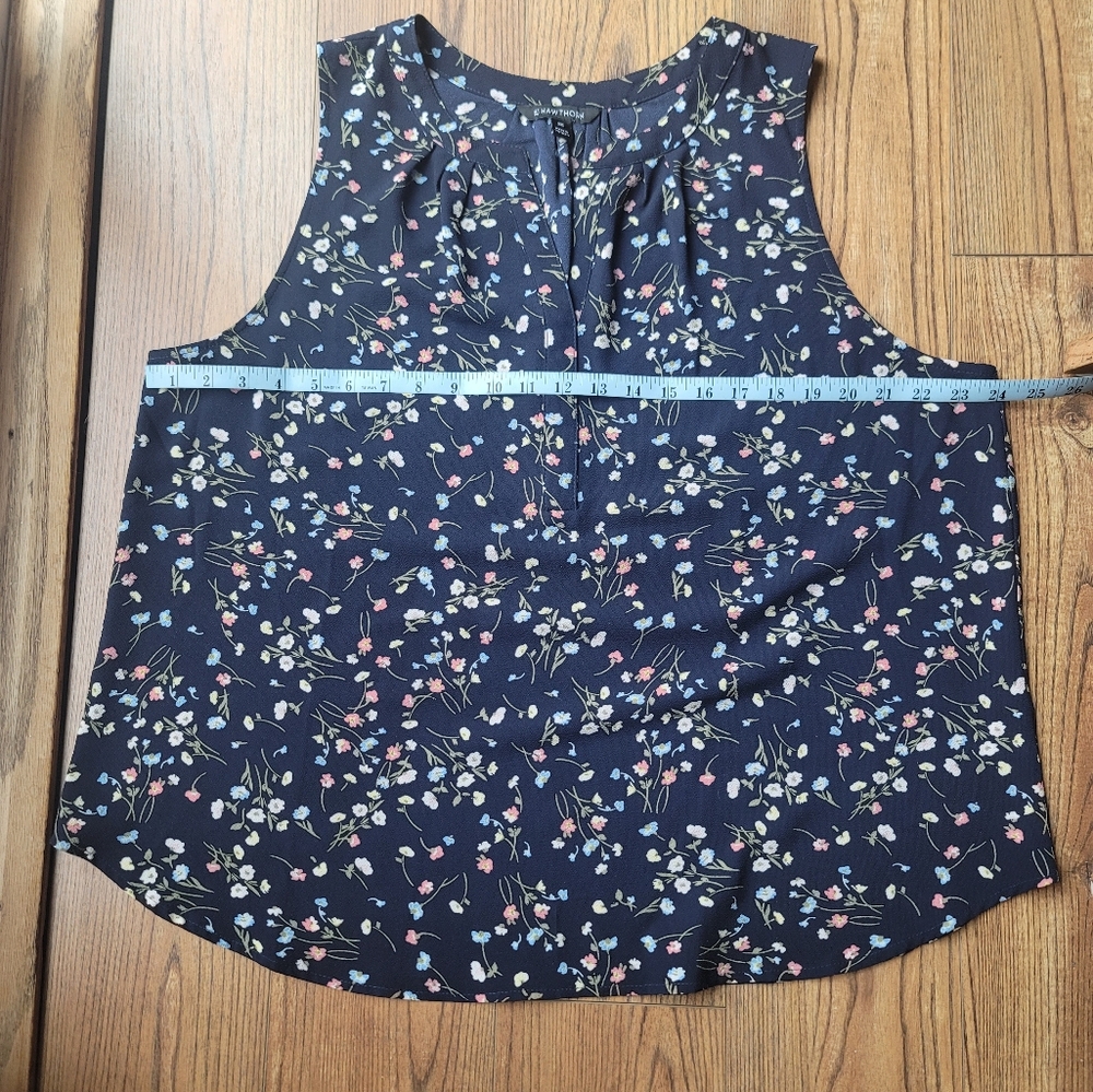41 Hawthorn Dark XXL Blue Floral Sleeveless Blouse - Picture 5 of 7